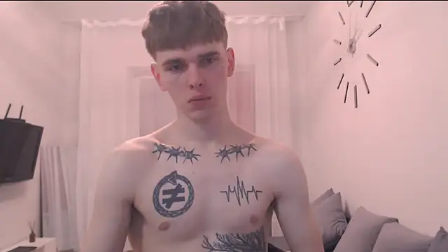 Fredd Xanders online show from April 2026 01:56:01 AM