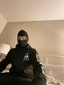 phantom898983 online show from February 2026 08:33:02 AM