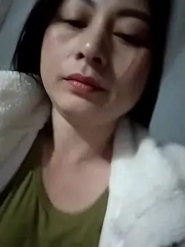 Snapshot of Paerl-sweet chatting on February 2026 12:49:01 AM Paerl-sweet online show from February 2026 12:49:01 AM