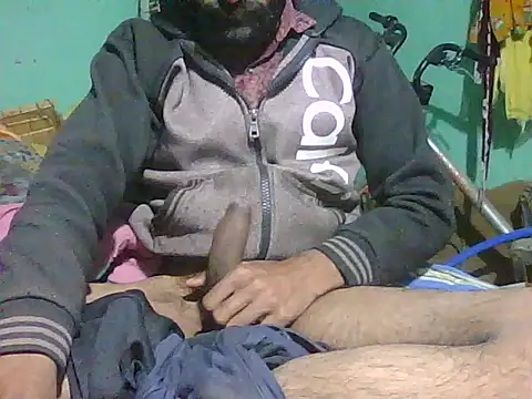 darkboy00011 online show from January 2026 05:17:01 PM