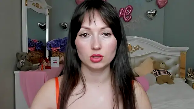Snapshot of RosiAlina chatting on April 2026 06:50:01 AM RosiAlina online show from April 2026 06:50:01 AM