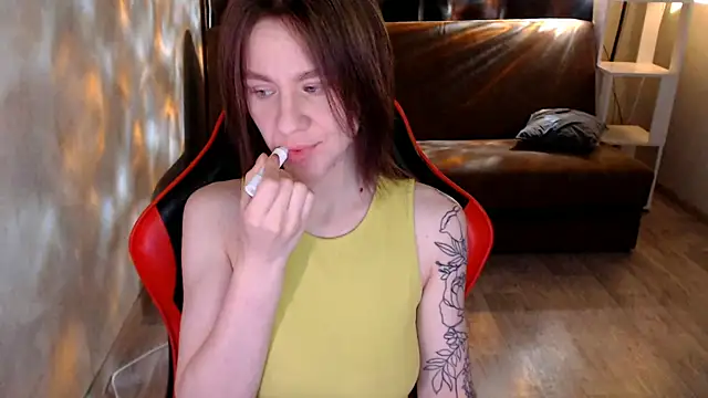 MiaBun1 online show from December 2025 04:18:02 AM