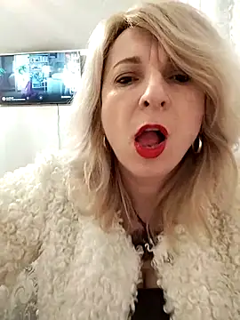 AhlyssaLove1155 online show from February 2026 03:43:01 PM