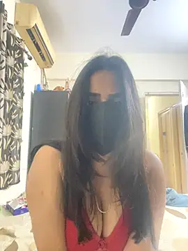 Nainasingh777 online show from December 2025 03:52:01 PM