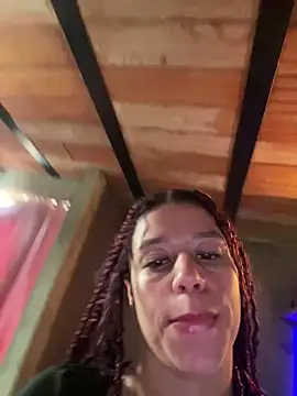 Luna    dance online show from December 2025 03:07:01 PM