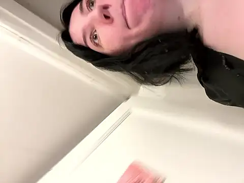 Nattasss online show from February 2026 02:00:02 PM