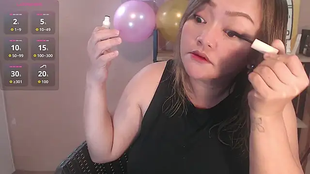 Snapshot of seeyou_2morrow chatting on February 2026 02:11:02 PM seeyou 2morrow online show from February 2026 02:11:02 PM