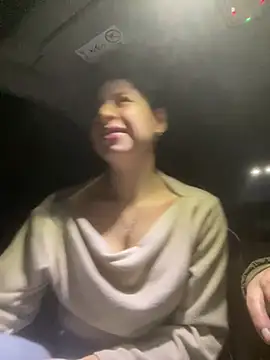 coupledeea online show from February 2026 08:27:01 PM