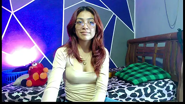 bellota bunny online show from January 2026 04:00:02 PM