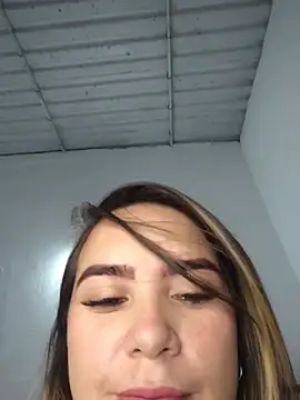 Snapshot of Charlott_smi chatting on June 2026 05:18:02 PM Charlott smi online show from June 2026 05:18:02 PM