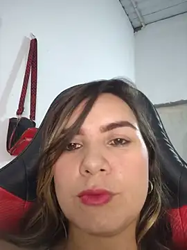 Snapshot of Charlott_smi chatting on July 2026 04:57:01 PM Charlott smi online show from July 2026 04:57:01 PM