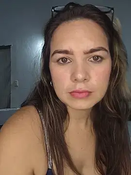 Snapshot of Charlott_smi chatting on July 2026 05:17:01 PM Charlott smi online show from July 2026 05:17:01 PM