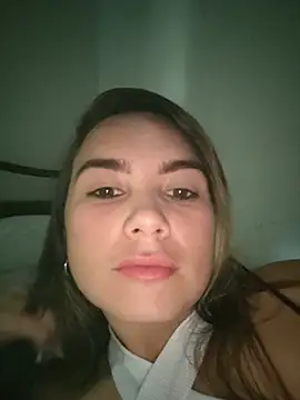 Snapshot of Charlott_smi chatting on July 2026 05:04:02 PM Charlott smi online show from July 2026 05:04:02 PM