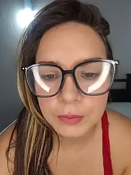 Snapshot of Charlott_smi chatting on July 2026 04:45:01 PM Charlott smi online show from July 2026 04:45:01 PM