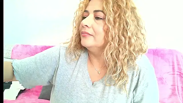 mariajosebarrazaa online show from February 2026 03:18:02 PM
