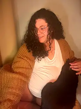 Snapshot of VanesssaMilf_ chatting on February 2026 10:36:01 AM VanesssaMilf online show from February 2026 10:36:01 AM