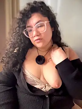 VanesssaMilf  online show from April 2026 12:11:02 PM