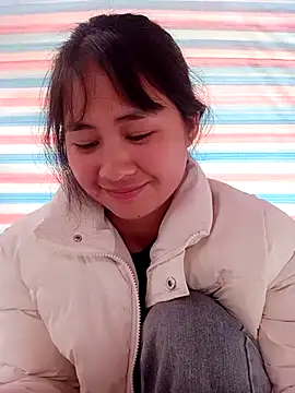 Him MountainGirl online show from February 2026 02:27:01 AM