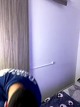 Snapshot of Goldenknight33 chatting on December 2025 05:08:02 PM Goldenknight33 online show from December 2025 05:08:02 PM