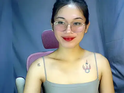 Snapshot of bombely_69 chatting on June 2026 03:10:01 PM bombely 69 online show from June 2026 03:10:01 PM