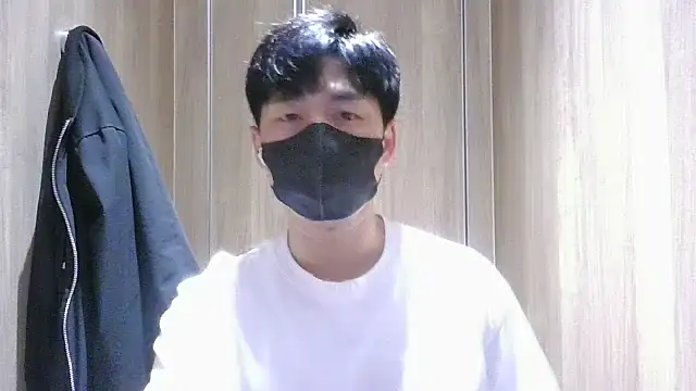 kimze7 online show from March 2026 02:05:02 AM