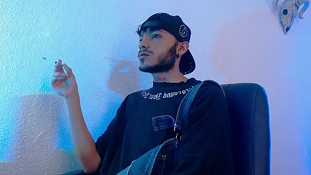 Snapshot of kingdani_hot chatting on December 2025 03:02:02 AM kingdani hot online show from December 2025 03:02:02 AM