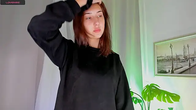 TariLechliter online show from January 2026 12:30:01 PM