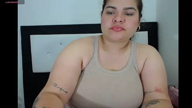 NinaFuentes2X online show from June 2026 11:38:02 PM