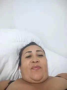 Nini Love  online show from May 2026 04:06:01 AM