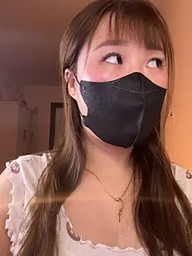 Miumeo20 online show from April 2026 04:32:02 PM