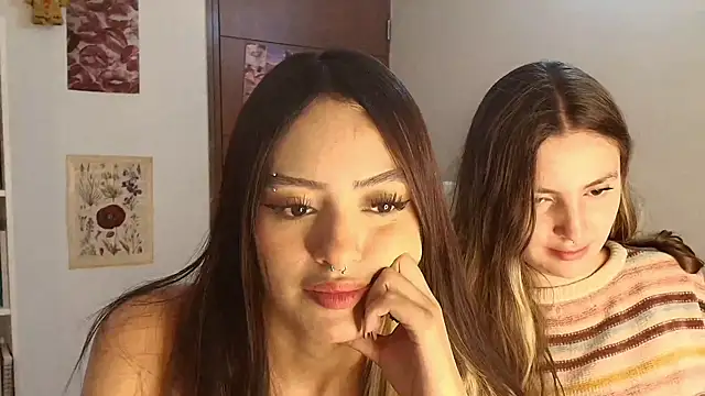 Snapshot of misstresandbonnie chatting on January 2026 07:23:02 AM misstresandbonnie online show from January 2026 07:23:02 AM