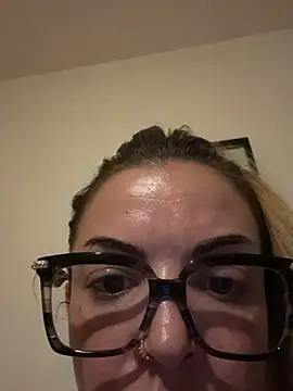Snapshot of Carlafeet chatting on July 2026 12:17:01 AM Carlafeet online show from July 2026 12:17:01 AM