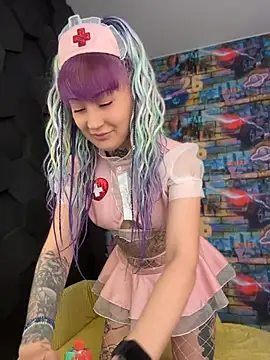 Snapshot of Tattoo__Moon chatting on April 2026 11:02:02 PM Tattoo Moon online show from April 2026 11:02:02 PM
