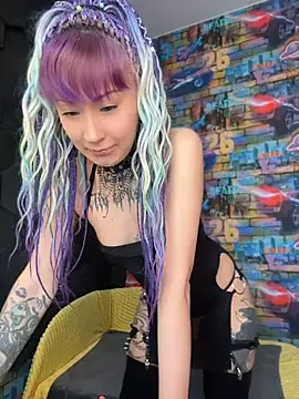 Snapshot of Tattoo__Moon chatting on April 2026 08:31:02 AM Tattoo Moon online show from April 2026 08:31:02 AM