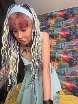 Snapshot of Tattoo__Moon chatting on May 2026 10:59:01 PM Tattoo Moon online show from May 2026 10:59:01 PM