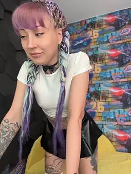 Snapshot of Tattoo__Moon chatting on May 2026 12:51:01 AM Tattoo Moon online show from May 2026 12:51:01 AM