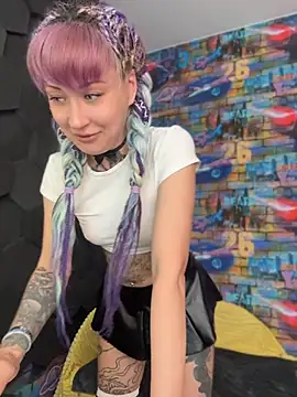 Snapshot of Tattoo__Moon chatting on May 2026 04:07:02 AM Tattoo Moon online show from May 2026 04:07:02 AM