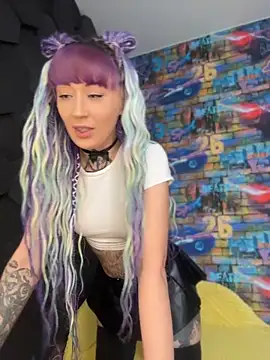 Snapshot of Tattoo__Moon chatting on June 2026 12:17:01 AM Tattoo Moon online show from June 2026 12:17:01 AM