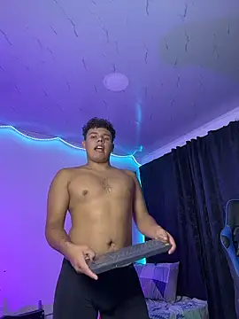 Snapshot of michael_iron chatting on December 2025 12:15:01 AM michael iron online show from December 2025 12:15:01 AM