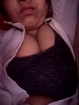 pihuu1313 online show from April 2026 05:18:01 PM