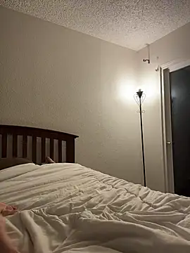 Lenaravenswood online show from February 2026 05:00:02 AM