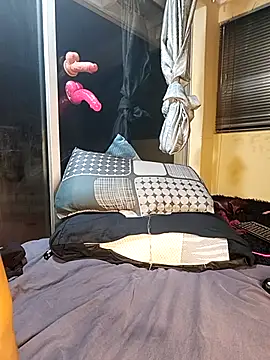 ChoklitBerryXX online show from March 2026 06:56:01 PM