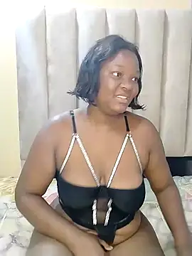 Snapshot of SexyAssQueenX chatting on January 2026 06:37:02 AM SexyAssQueenX online show from January 2026 06:37:02 AM