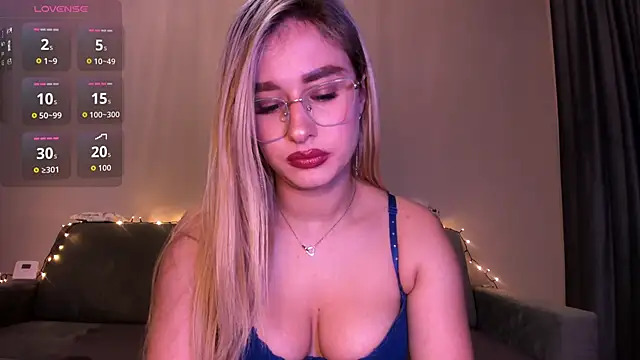 Snapshot of JessyyJ chatting on January 2026 08:21:01 PM JessyyJ online show from January 2026 08:21:01 PM