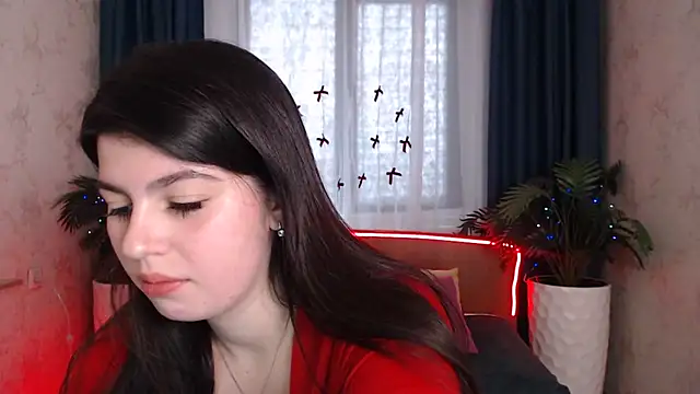 Snapshot of KisaModel chatting on January 2026 07:57:02 AM KisaModel online show from January 2026 07:57:02 AM