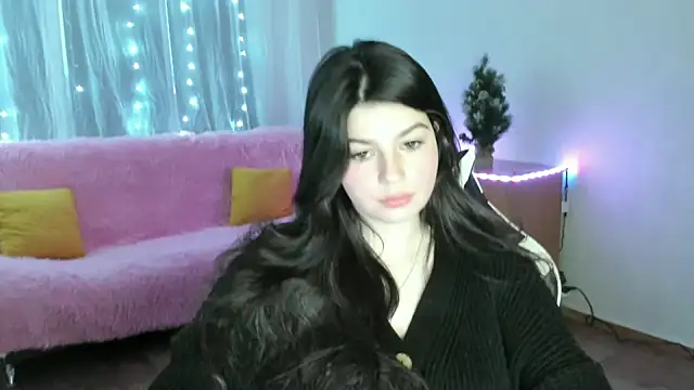 KisaModel online show from February 2026 01:33:01 AM