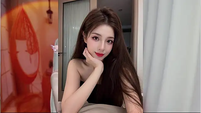 zizi-a online show from April 2026 12:47:02 PM