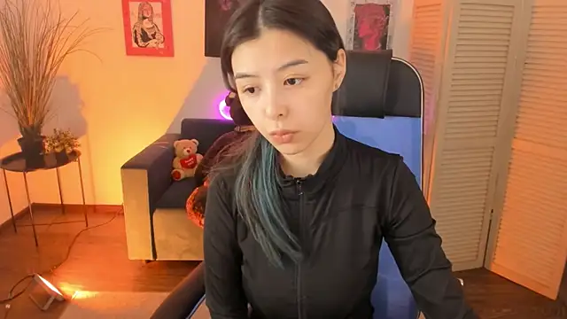 SirenMystiq online show from January 2026 07:15:01 PM