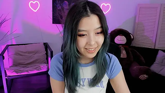 SirenMystiq online show from March 2026 07:17:01 PM