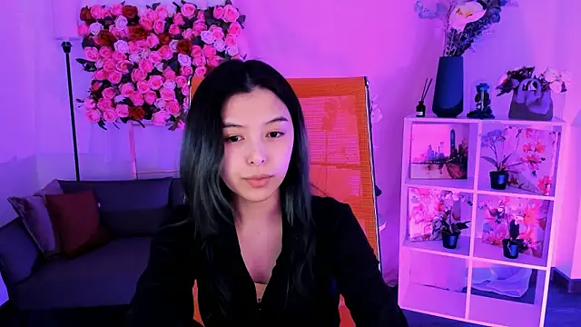 SirenMystiq online show from March 2026 07:25:01 PM